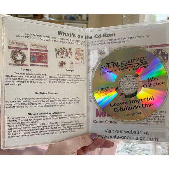 Anita Goodesign Machine Embroidery - Picture 3 of 3